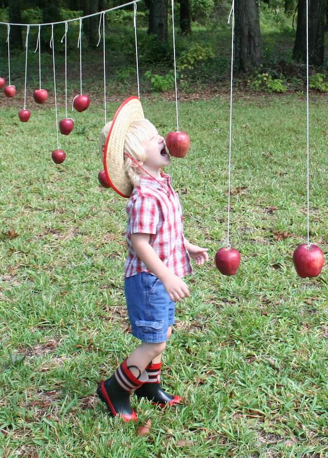 Apples on a string game