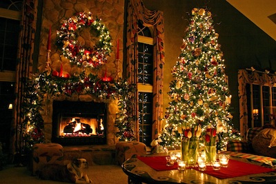 Decorate A Fashionista Christmas Tree