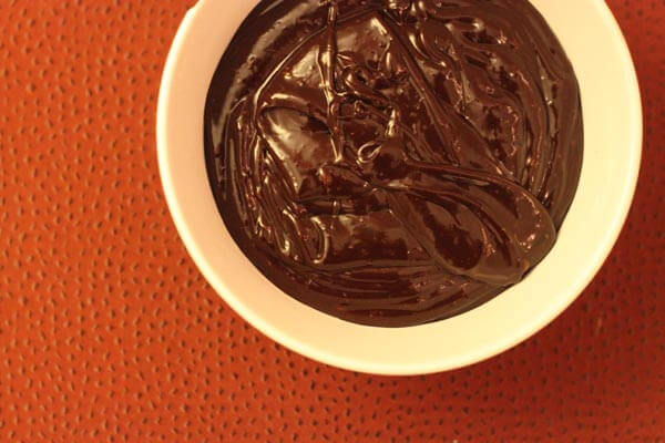 Dark chocolate frosting
